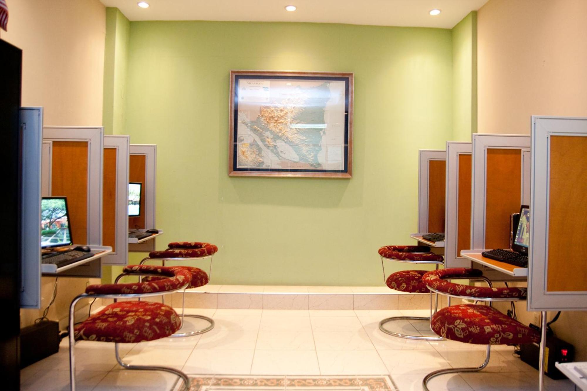 Hotel Globales Camino Real Манагуа Зручності фото